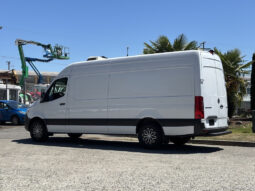 
										2019 Mercedes-Benz Sprinter full									
