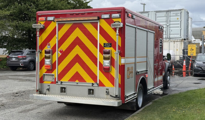 
								2007 Ford F-550 full									
