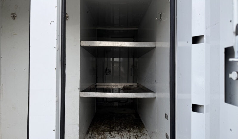 
								2015 Freightliner M2 106 full									