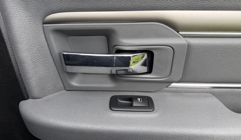 
								2018 Ram 1500 full									
