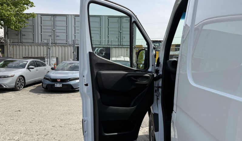 
								2023 Mercedes-Benz Sprinter full									