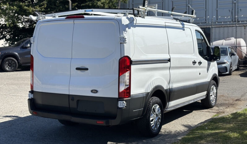 
								2016 Ford Transit full									