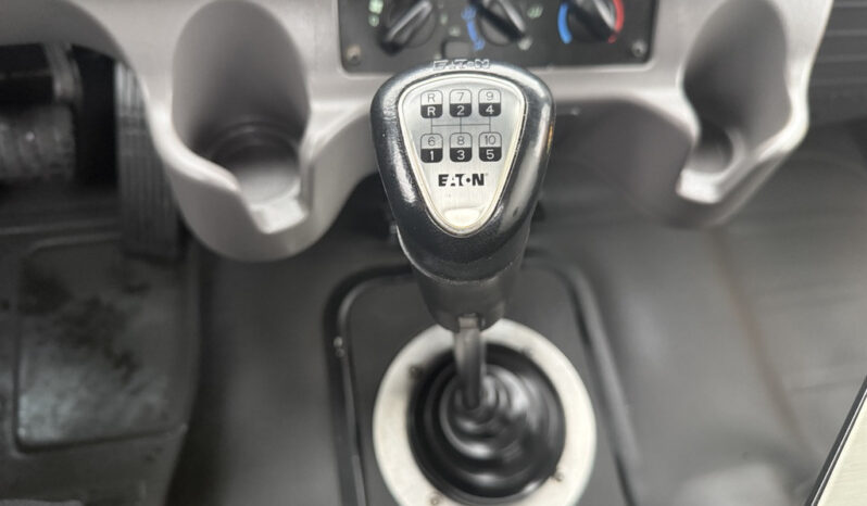 
								2016 Freightliner 108SD full									