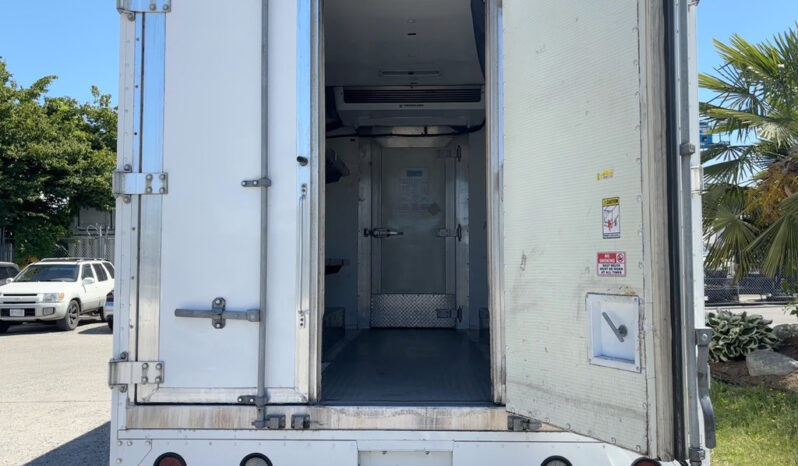 
								2019 Freightliner MT45 full									