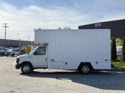 
										2012 Ford E-450 Econoline Super Duty full									