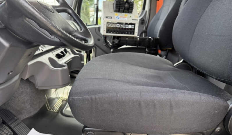 
								2016 Freightliner 108SD full									