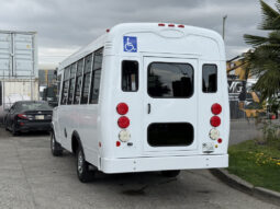 
										2013 Chevrolet Express 3500 full									