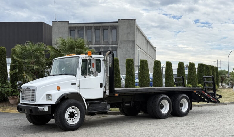 
								1998 Freightliner FL80 full									
