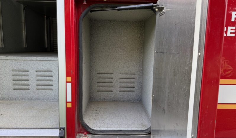 
								2007 Ford F-550 full									
