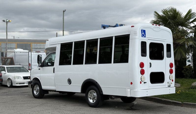 
								2013 Chevrolet Express 3500 full									