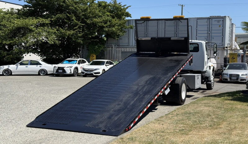 
								2018 International 4300 full									