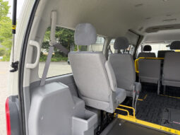 
										2009 Toyota Hiace full									