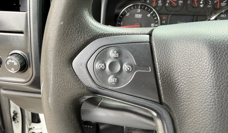 
								2016 GMC Sierra full									