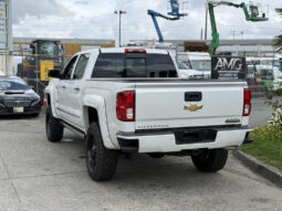 
										2017 Chevrolet Silverado 1500 full									