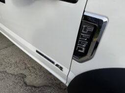 
										2020 Ford F-550 Super Duty full									