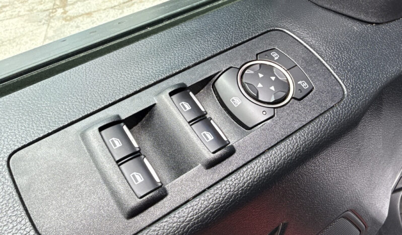 
								2019 Ford F-150 full									