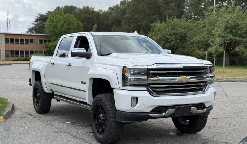 
								2017 Chevrolet Silverado 1500 full									