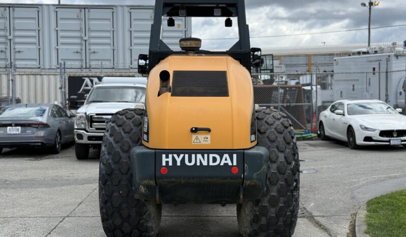 
								2020 Hyundai HR full									