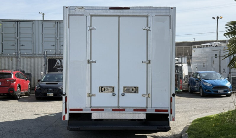 
								2019 Ford E-450 Econoline Super Duty full									