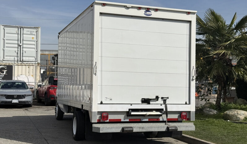 
								2023 Ford E-450 Econoline Super Duty full									