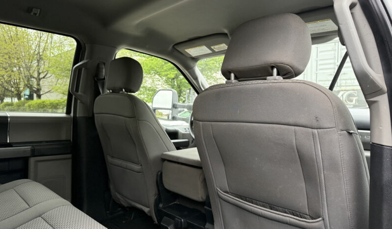 
								2020 Ford F-550 full									