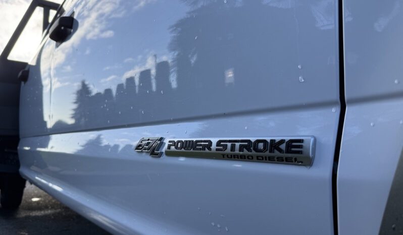 
								2020 Ford F-550 Super Duty full									