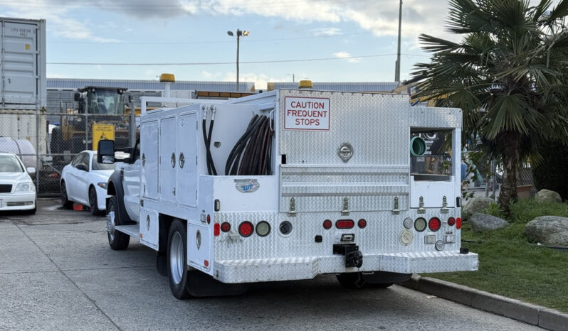 
								2008 Ford F-450 full									
