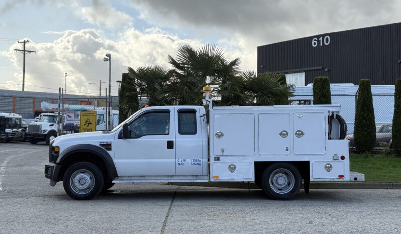 
								2008 Ford F-450 full									