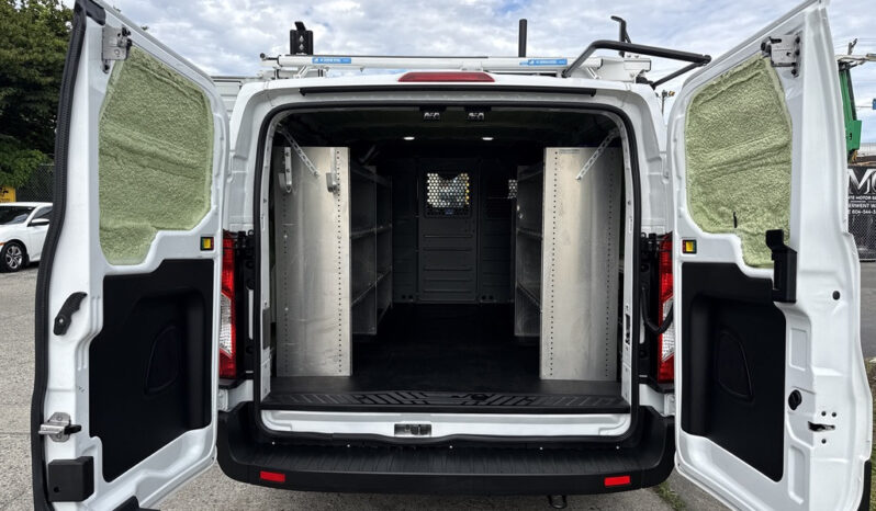 
								2023 Ford Transit full									