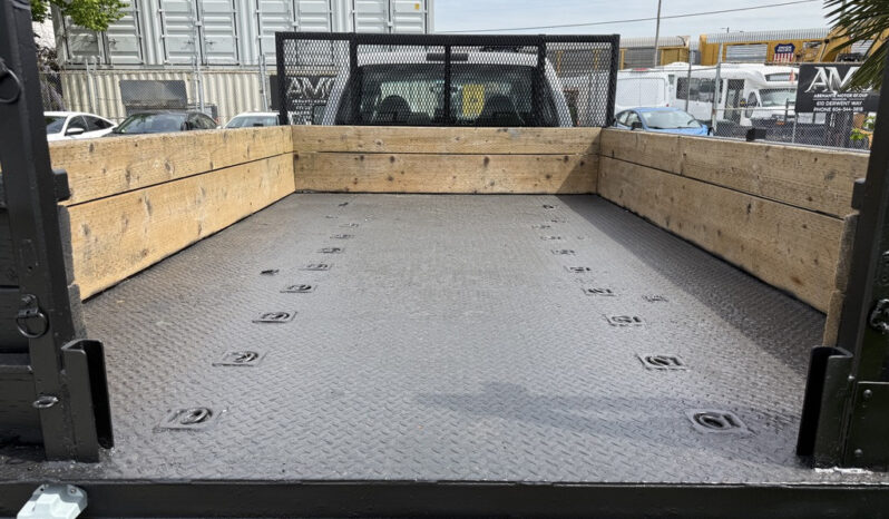 
								2008 Ford F-550 full									