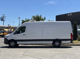 
										2019 Mercedes-Benz Sprinter full									