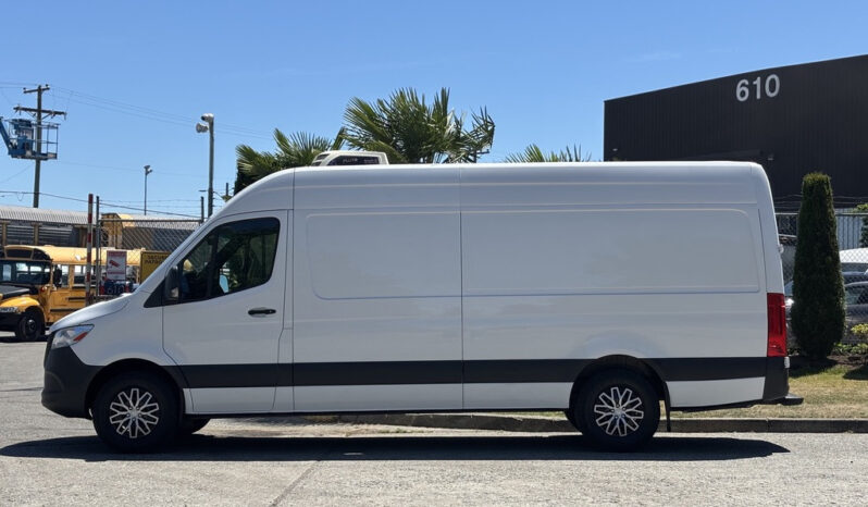 
								2019 Mercedes-Benz Sprinter full									