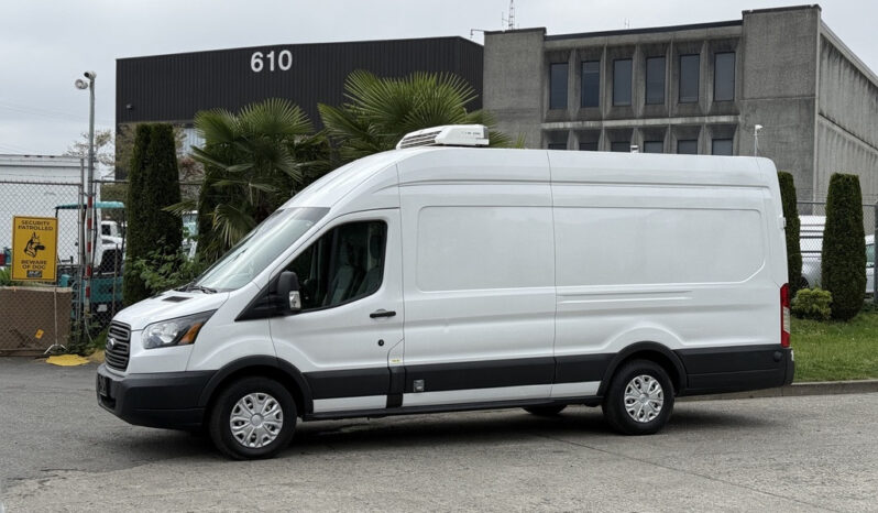 
								2017 Ford Transit full									