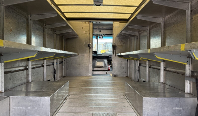 
								2012 Ford E-450 Super Duty full									