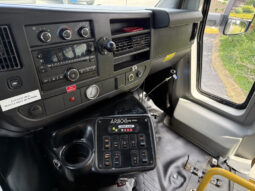 
										2017 Chevrolet Express full									