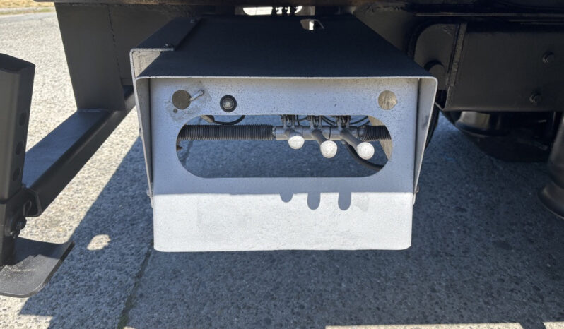 
								2018 International 4300 full									