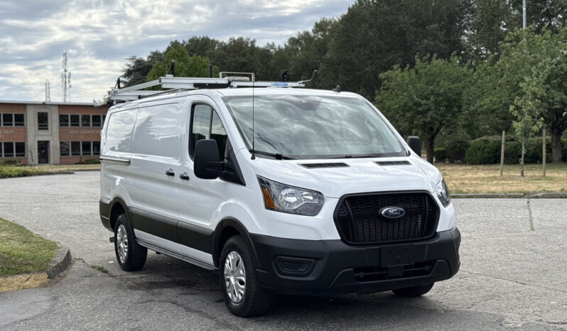 
								2023 Ford Transit full									