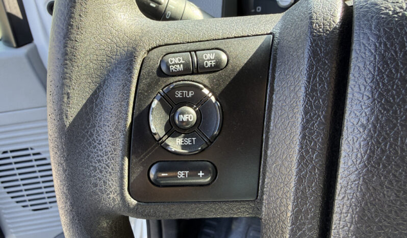 
								2015 Ford F-550 full									