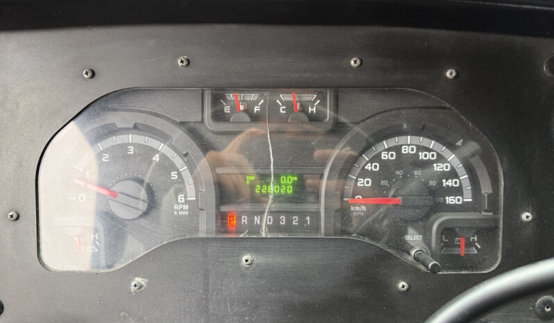 
								2012 Ford E-450 Super Duty full									