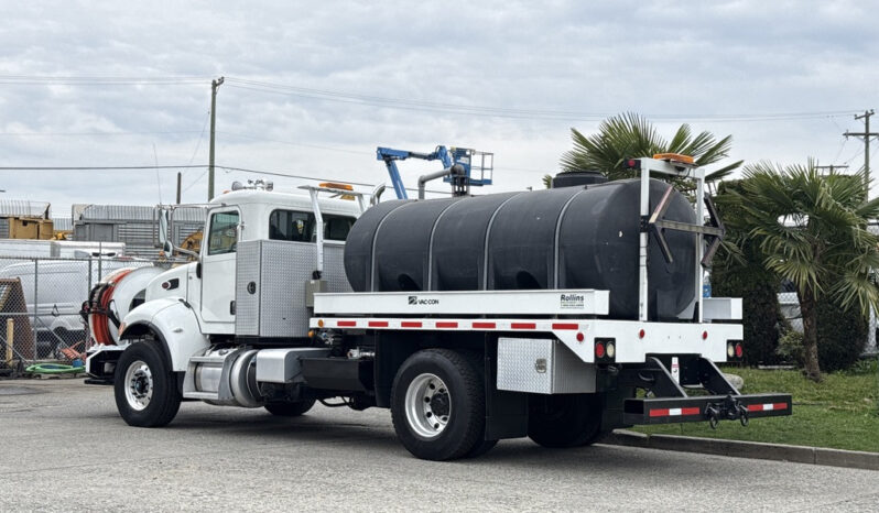 
								2016 Peterbilt 348 full									