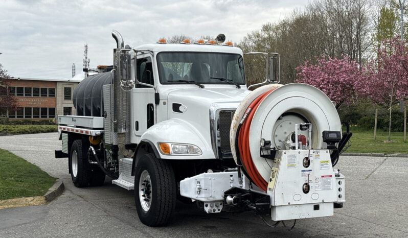 
								2016 Peterbilt 348 full									