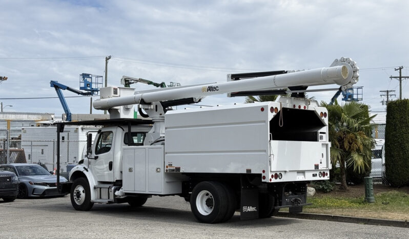 
								2020 Freightliner M2 106 full									