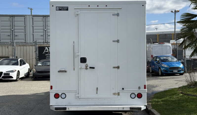 
								2016 Ford Transit full									