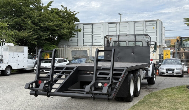 
								1998 Freightliner FL80 full									