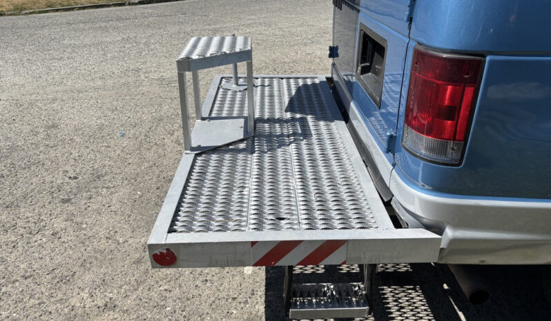 
								2008 Ford E-350 Econoline full									