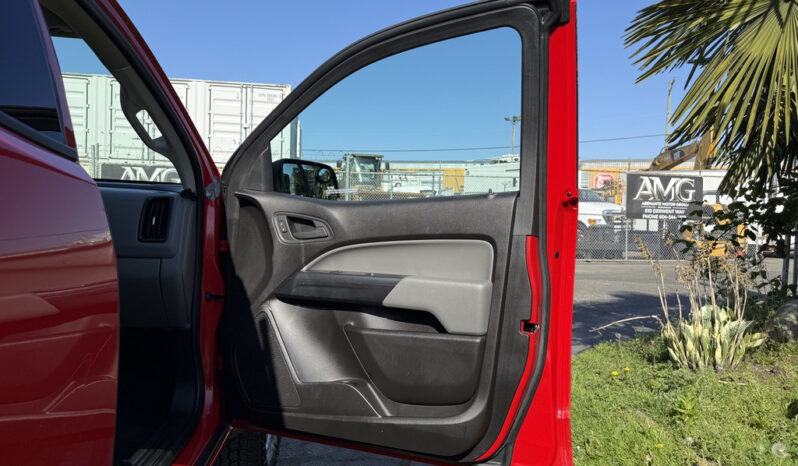 
								2018 GMC Canyon full									
