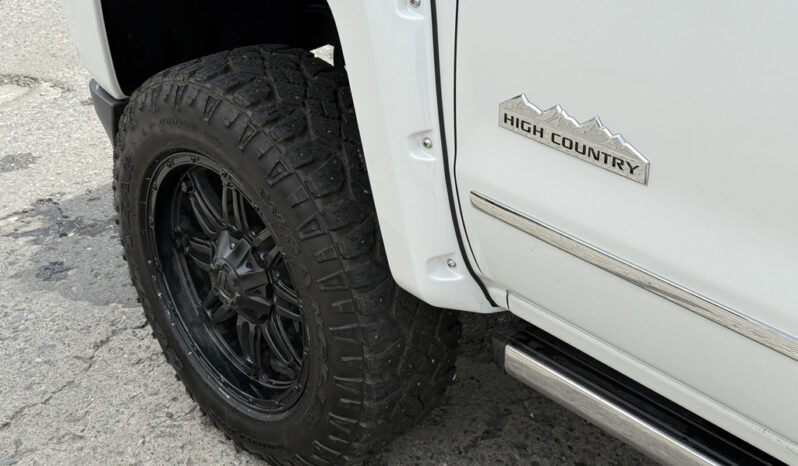 
								2017 Chevrolet Silverado 1500 full									
