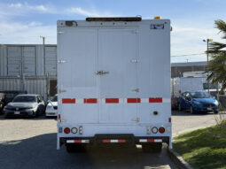 
										2012 Ford E-450 Econoline Super Duty full									