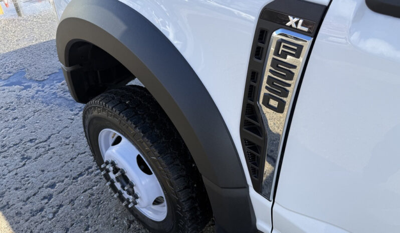 
								2024 Ford F-550 full									