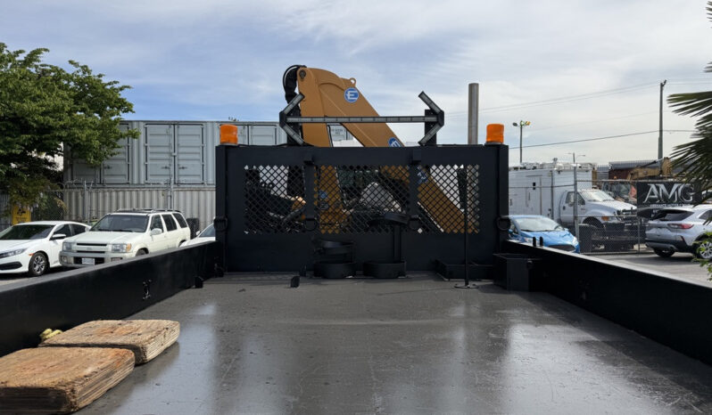 
								2011 International 4300 full									